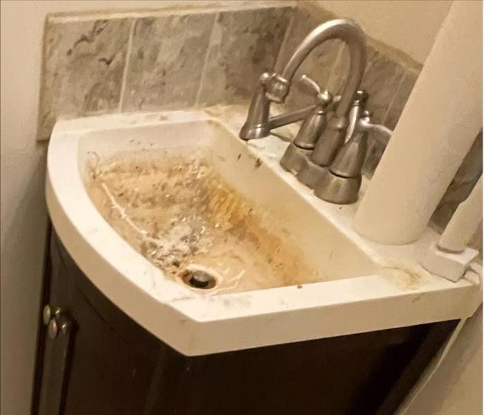 dirty bathroom sink